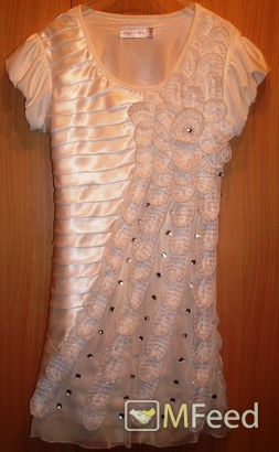 Нарядное платье на девочку, рост 146 см